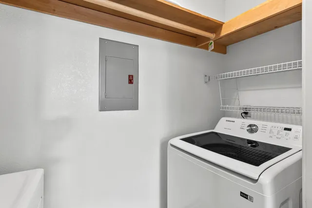 $399,000 | 8185 Mountain View Drive, Unit C, Pleasanton, CA 94588