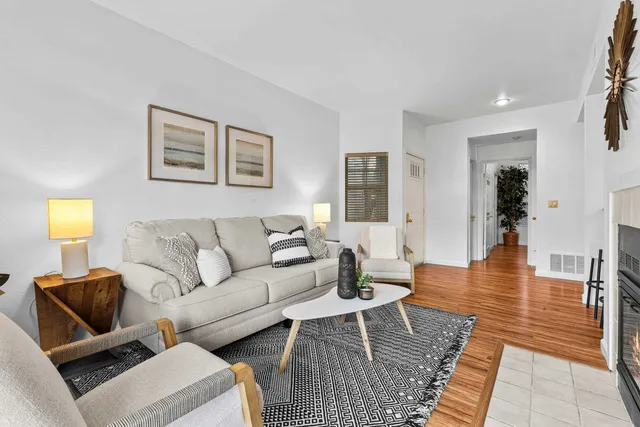 $399,000 | 8185 Mountain View Drive, Unit C, Pleasanton, CA 94588