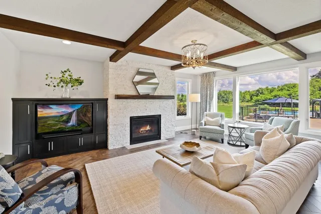 $2,400,000 | 12403 Meadow Bluff Trail, Afton, MN 55001