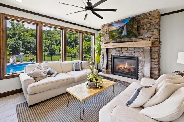 $2,400,000 | 12403 Meadow Bluff Trail, Afton, MN 55001