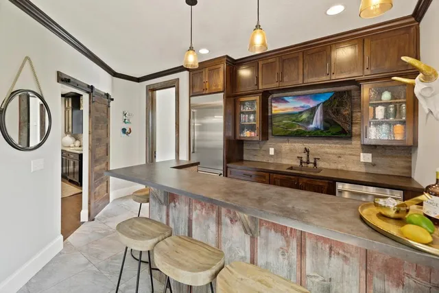 $2,400,000 | 12403 Meadow Bluff Trail, Afton, MN 55001