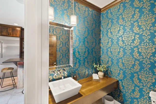 $2,400,000 | 12403 Meadow Bluff Trail, Afton, MN 55001