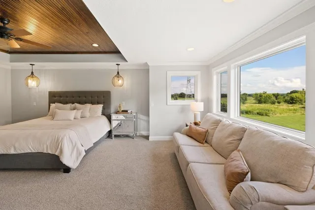 $2,400,000 | 12403 Meadow Bluff Trail, Afton, MN 55001