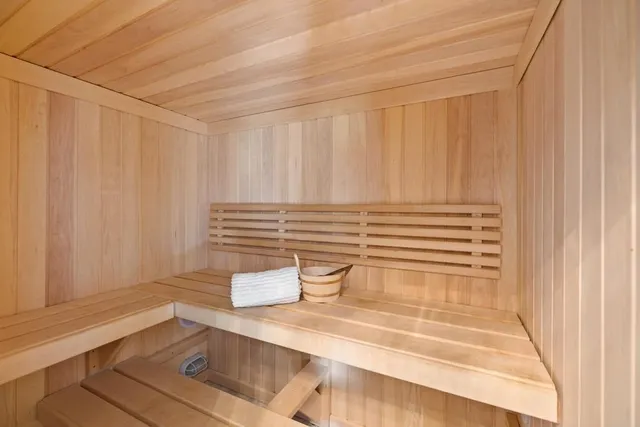 $2,400,000 | 12403 Meadow Bluff Trail, Afton, MN 55001