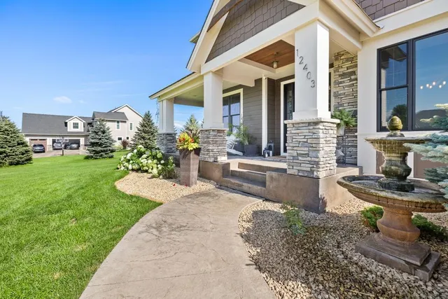 $2,400,000 | 12403 Meadow Bluff Trail, Afton, MN 55001
