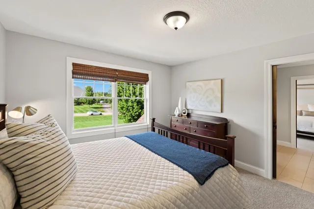 $2,400,000 | 12403 Meadow Bluff Trail, Afton, MN 55001