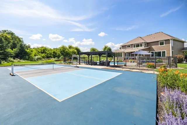 $2,400,000 | 12403 Meadow Bluff Trail, Afton, MN 55001