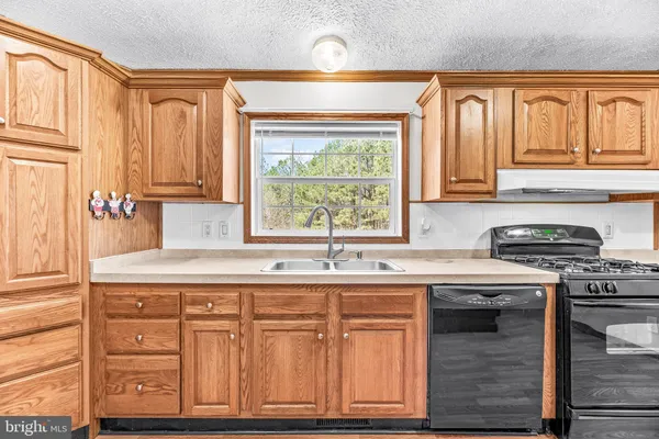 $439,900 | 18690 St Jeromes Neck Road, Dameron, MD 20628