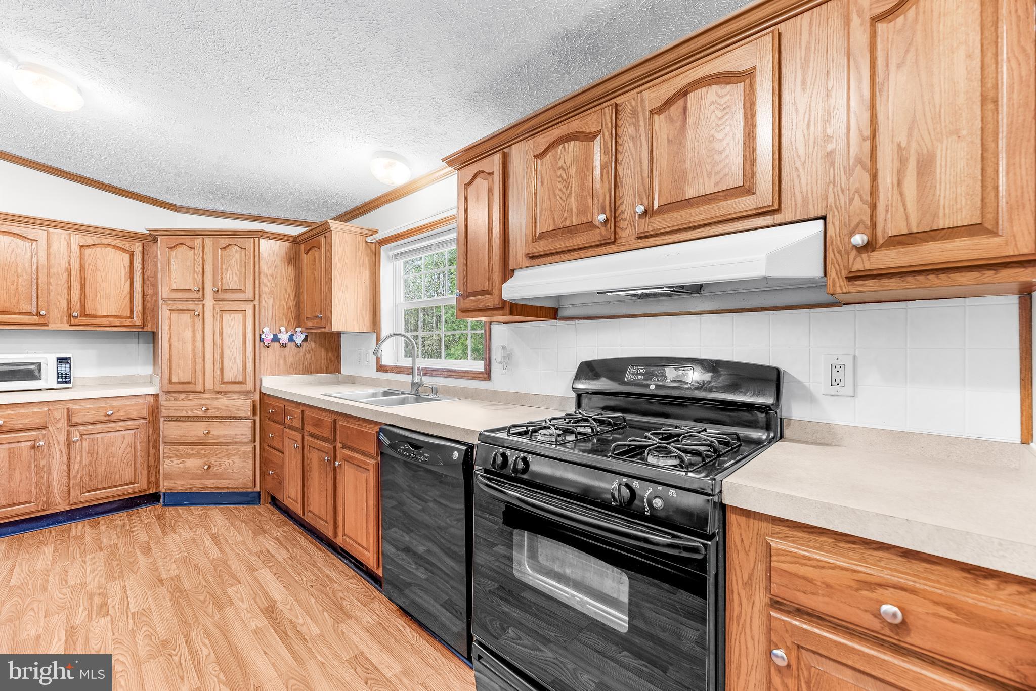 18690 St Jeromes Neck Road Dameron, MD 20628 - Photo 10 of 55