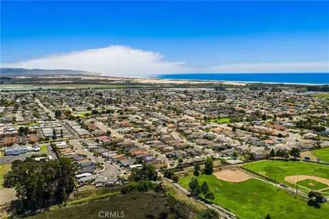 $775,000 | 421 Golden W Place, Arroyo Grande, CA 93420