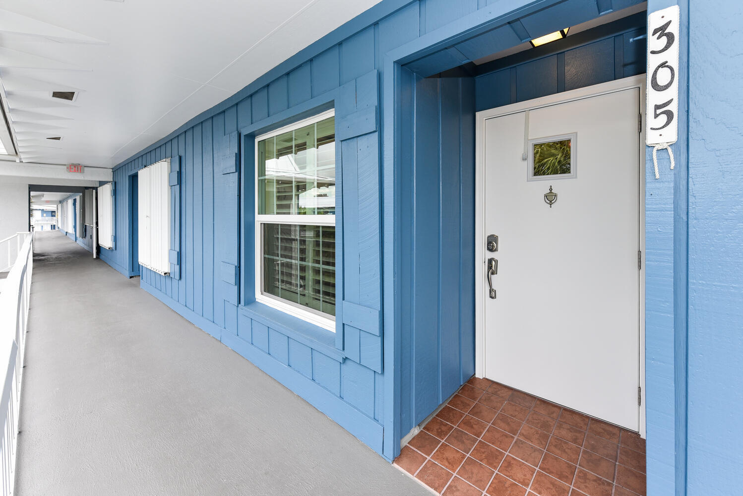 1866 Southwest Palm City Road, Unit 305 Stuart, FL 34994 - Photo 8 of 28 1866 SW Palm City Rd Apt 305-large-003-0