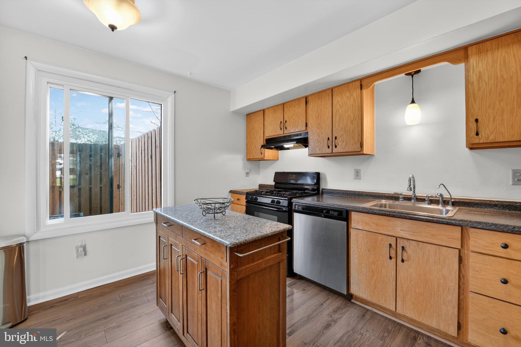 69-4 Azalea Way Reading, PA 19606 - Photo 11 of 34 Bright and inviting kitchen space.
