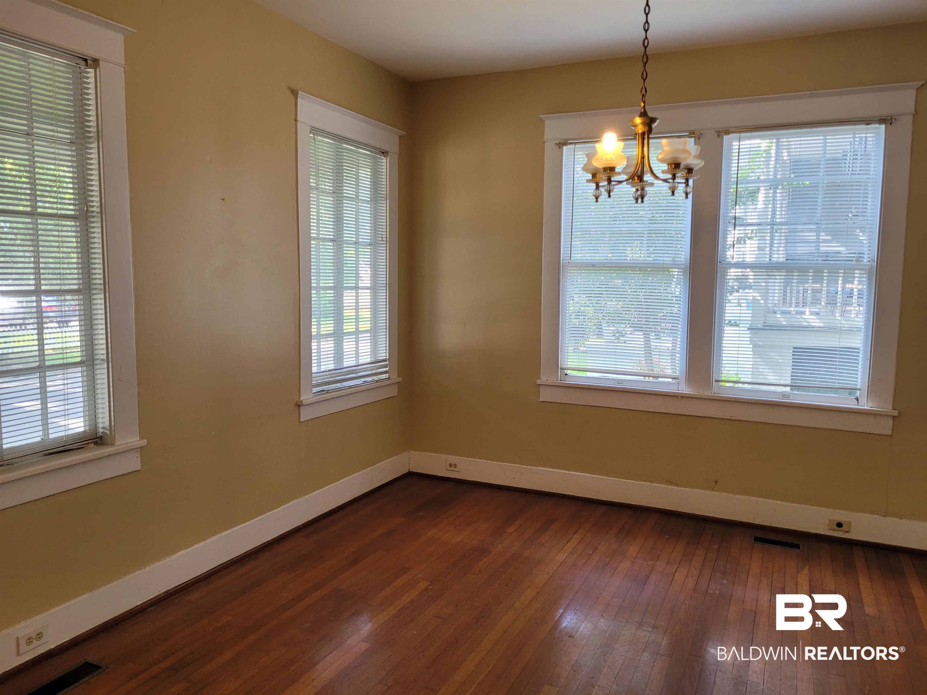 300 George Street Mobile, AL 36604 - Photo 6 of 17