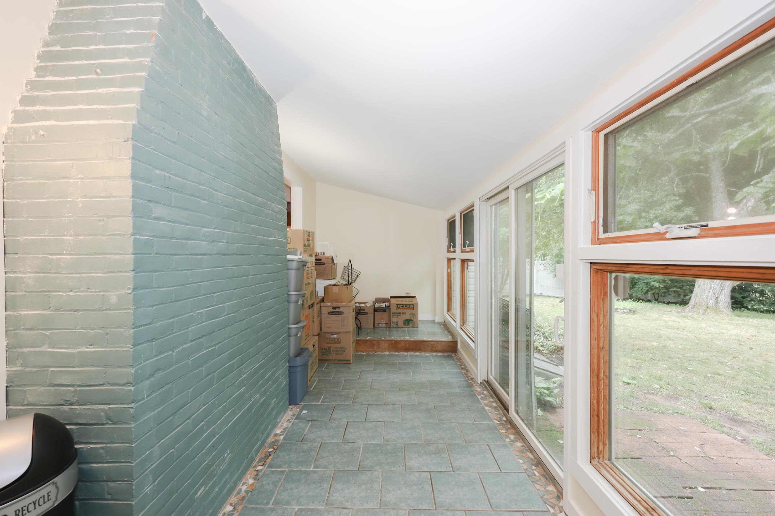 124 Huse Road Manchester, NH 03103 - Photo 29 of 40 Gallery Image 29