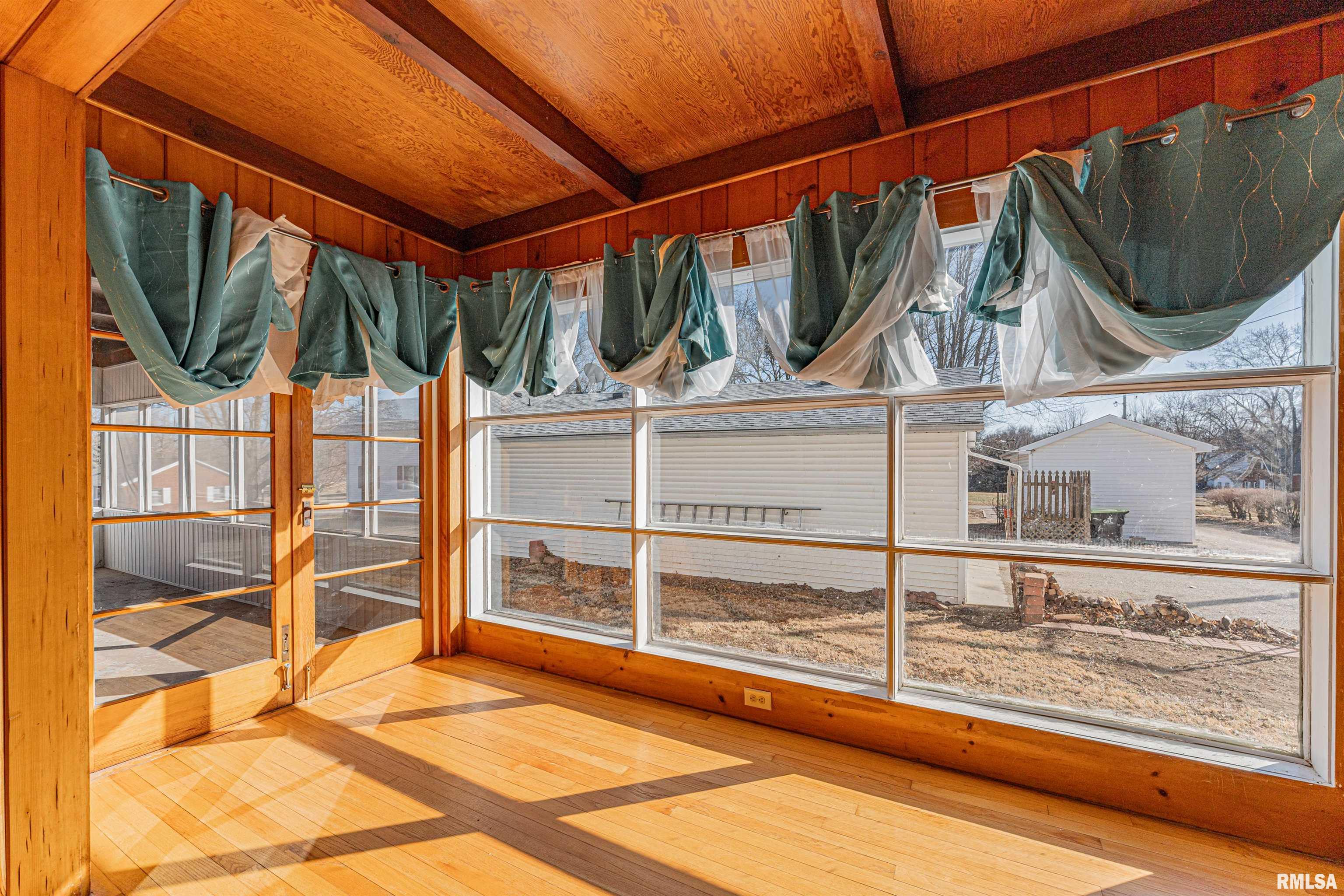 508 North Washington Street Mount Pulaski, IL 62548 - Photo 12 of 44