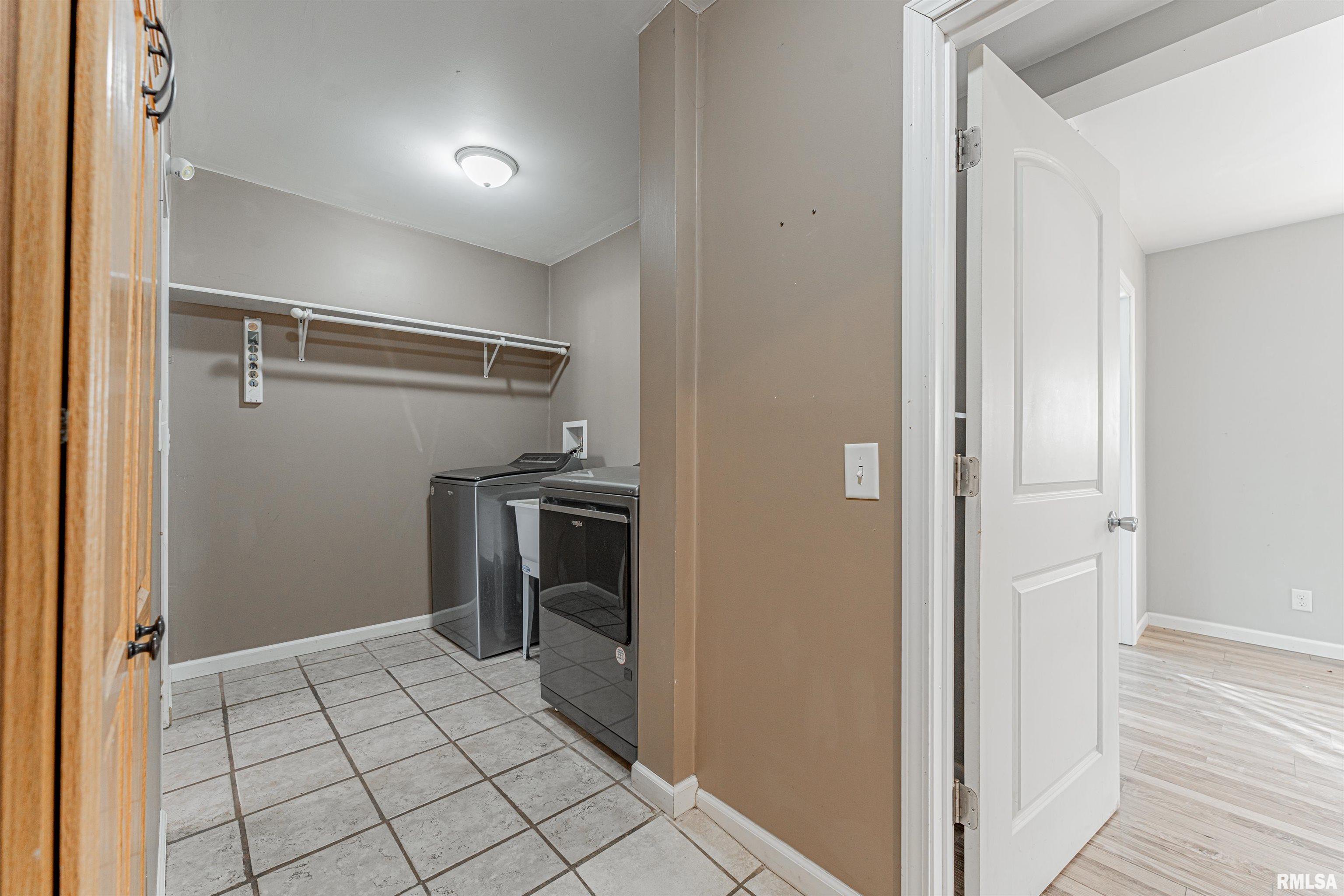 508 North Washington Street Mount Pulaski, IL 62548 - Photo 23 of 44