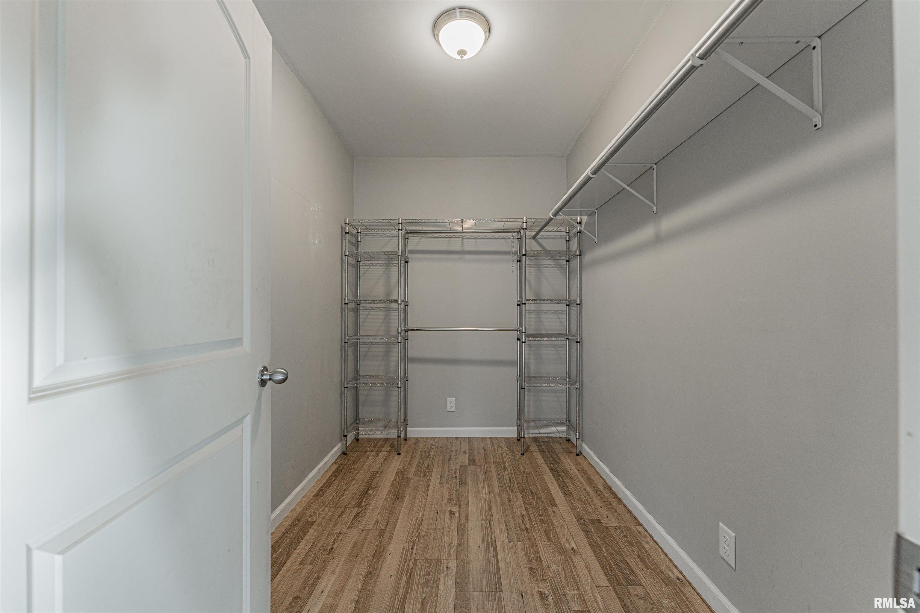 508 North Washington Street Mount Pulaski, IL 62548 - Photo 26 of 44