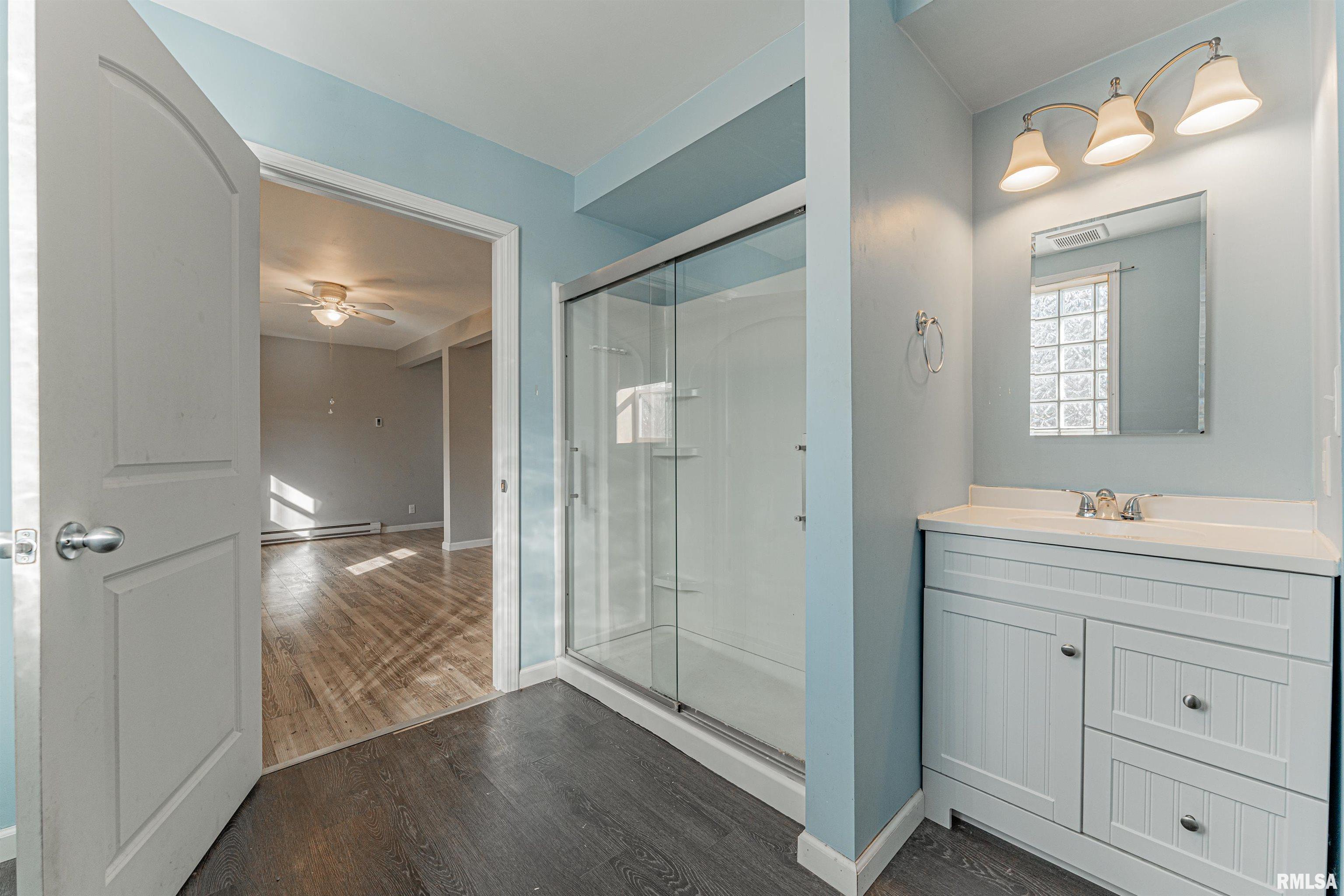 508 North Washington Street Mount Pulaski, IL 62548 - Photo 28 of 44