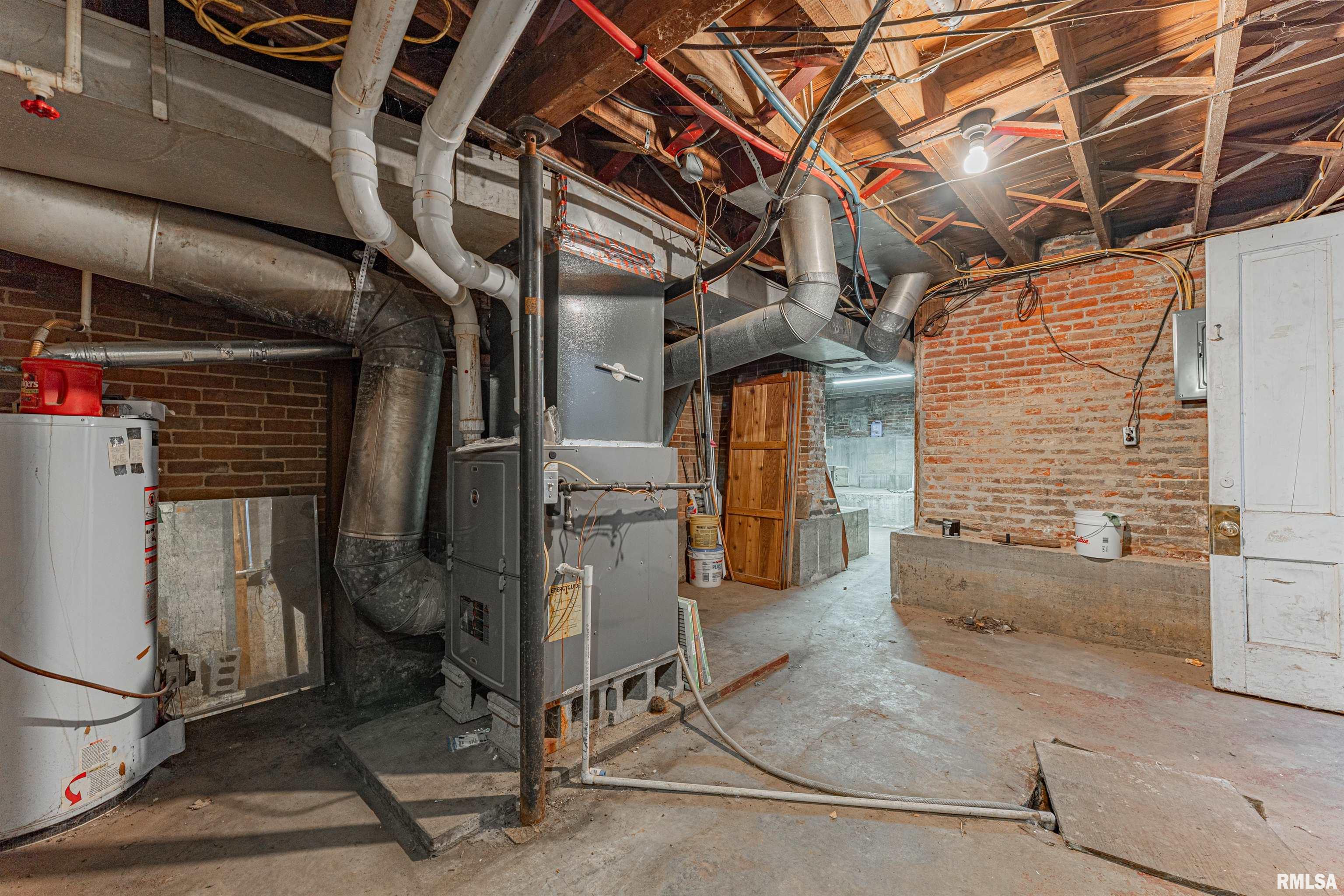 508 North Washington Street Mount Pulaski, IL 62548 - Photo 40 of 44