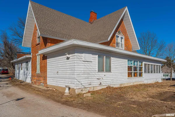 $179,900 | 508 North Washington Street, Mount Pulaski, IL 62548