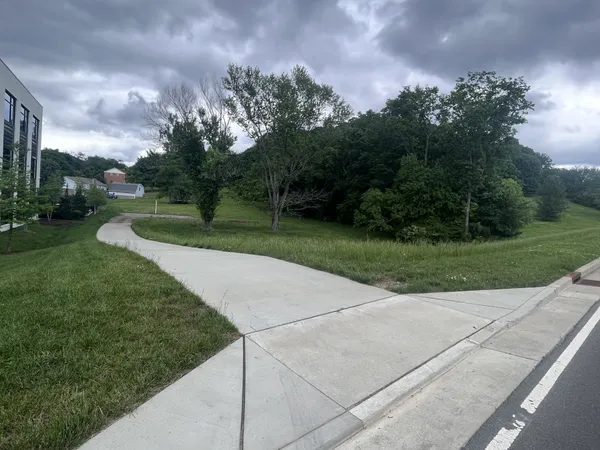 $825,000 | 1535 Franklin Road, Brentwood, TN 37027
