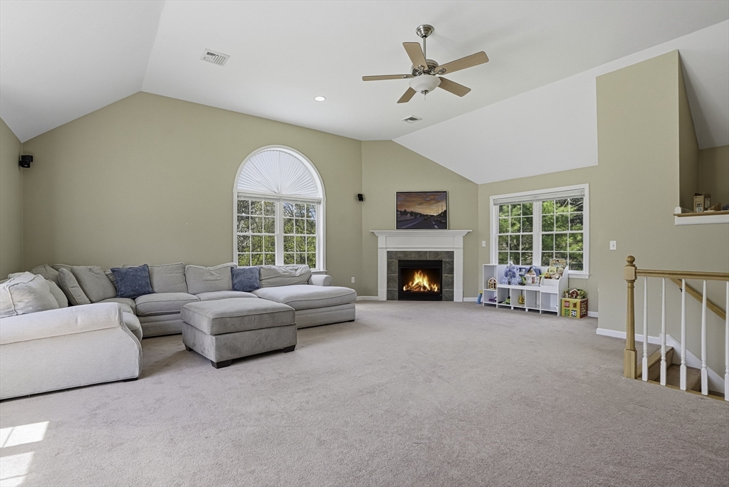 1 Quail Run Upton, MA 01568 - Photo 18 of 41