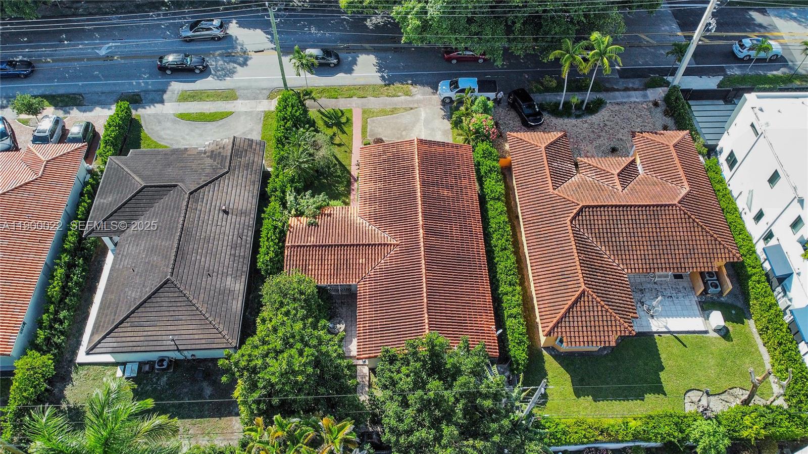 2711 Red Road Coral Gables, FL 33134 - Photo 6 of 33 an aerial view of a house with garden space and street view