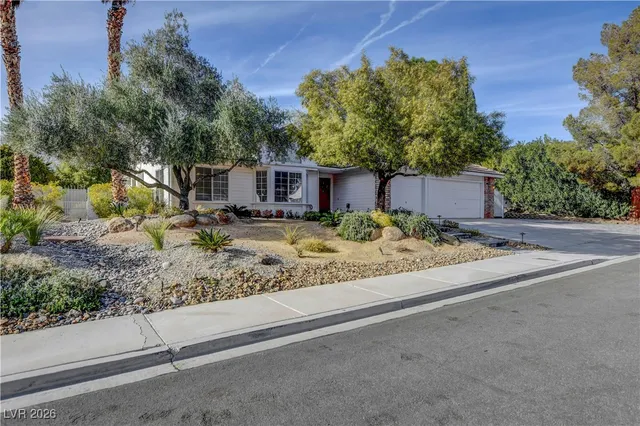 $725,000 | 1566 Brentwood Drive, Boulder City, NV 89005