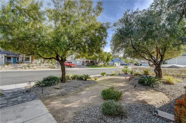 $725,000 | 1566 Brentwood Drive, Boulder City, NV 89005