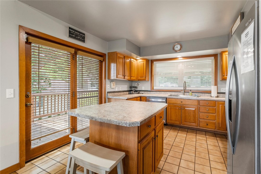 690 Cove Court Decatur, IL 62521 - Photo 22 of 48