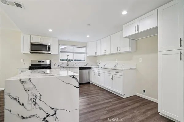 $1,449,500 | 17465 Tuscan Drive, Granada Hills, CA 91344