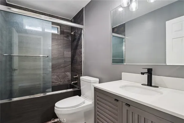 $1,449,500 | 17465 Tuscan Drive, Granada Hills, CA 91344