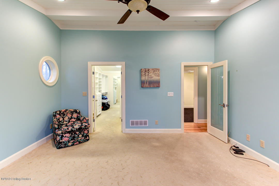 3108 Belknap Beach Road Prospect, KY 40059 - Photo 25 of 72 view to closet