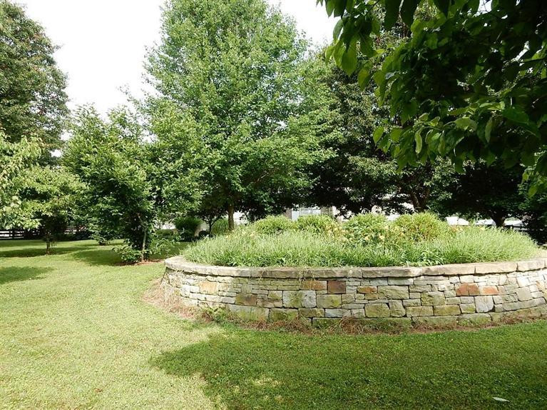 3354 Huntertown Road Versailles, KY 40383 - Photo 30 of 41 Photo 31