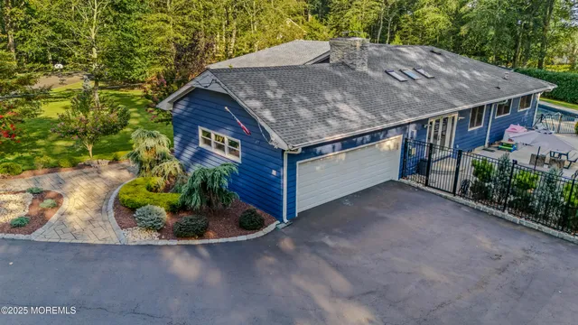 $1,299,999 | 12 Crest Drive, Colts Neck, NJ 07722