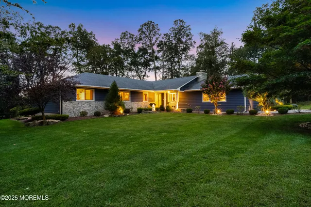 $1,299,999 | 12 Crest Drive, Colts Neck, NJ 07722