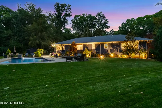 $1,299,999 | 12 Crest Drive, Colts Neck, NJ 07722