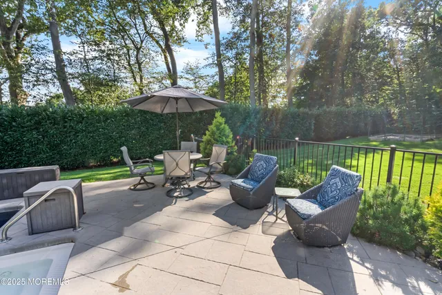 $1,299,999 | 12 Crest Drive, Colts Neck, NJ 07722