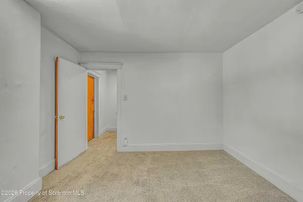 $1,100 | 1807 Green Ridge Street, Dunmore, PA 18509