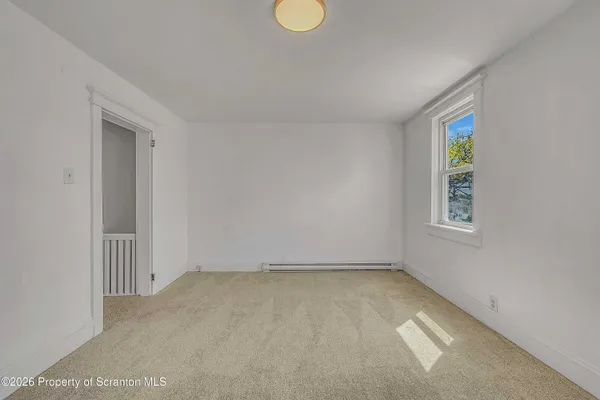 $1,100 | 1807 Green Ridge Street, Dunmore, PA 18509