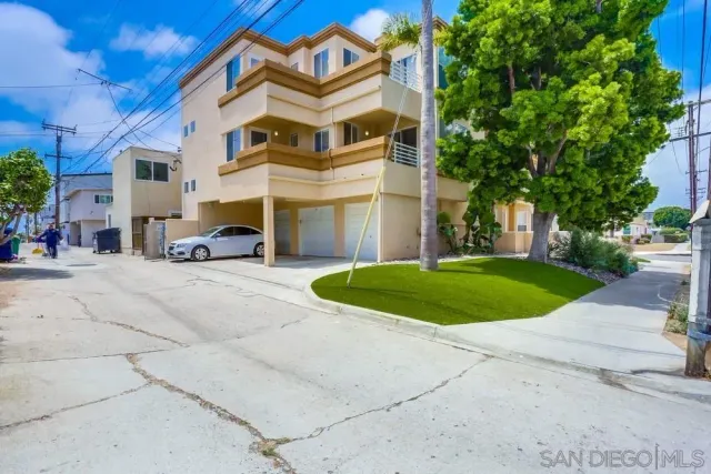 $1,449,900 | 1703 La Playa Avenue, Unit B, San Diego, CA 92109
