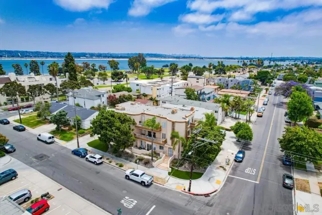$1,449,900 | 1703 La Playa Avenue, Unit B, San Diego, CA 92109