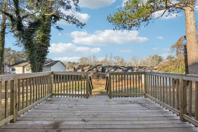 $110,000 | 605 Robert E Lee Parkway, Jonesboro, GA 30238