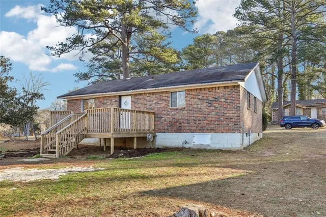 $110,000 | 605 Robert E Lee Parkway, Jonesboro, GA 30238