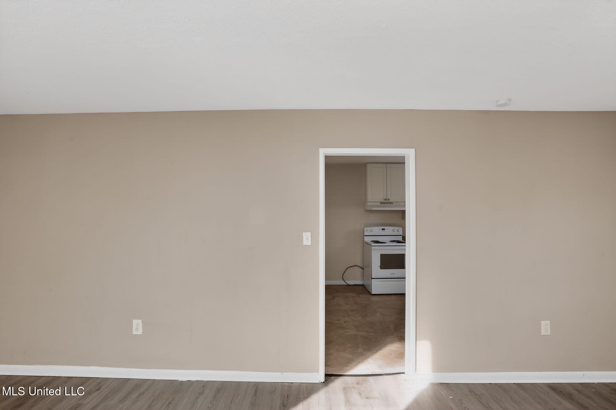 367 Queen Julianna Lane Jackson, MS 39209 - Photo 11 of 38 13_367_Queen_Julianna_Ln_Jackson_MS_3920