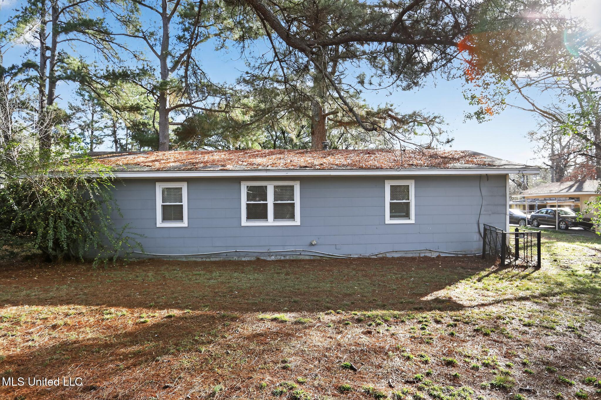 367 Queen Julianna Lane Jackson, MS 39209 - Photo 3 of 38 05_367_Queen_Julianna_Ln_Jackson_MS_3920