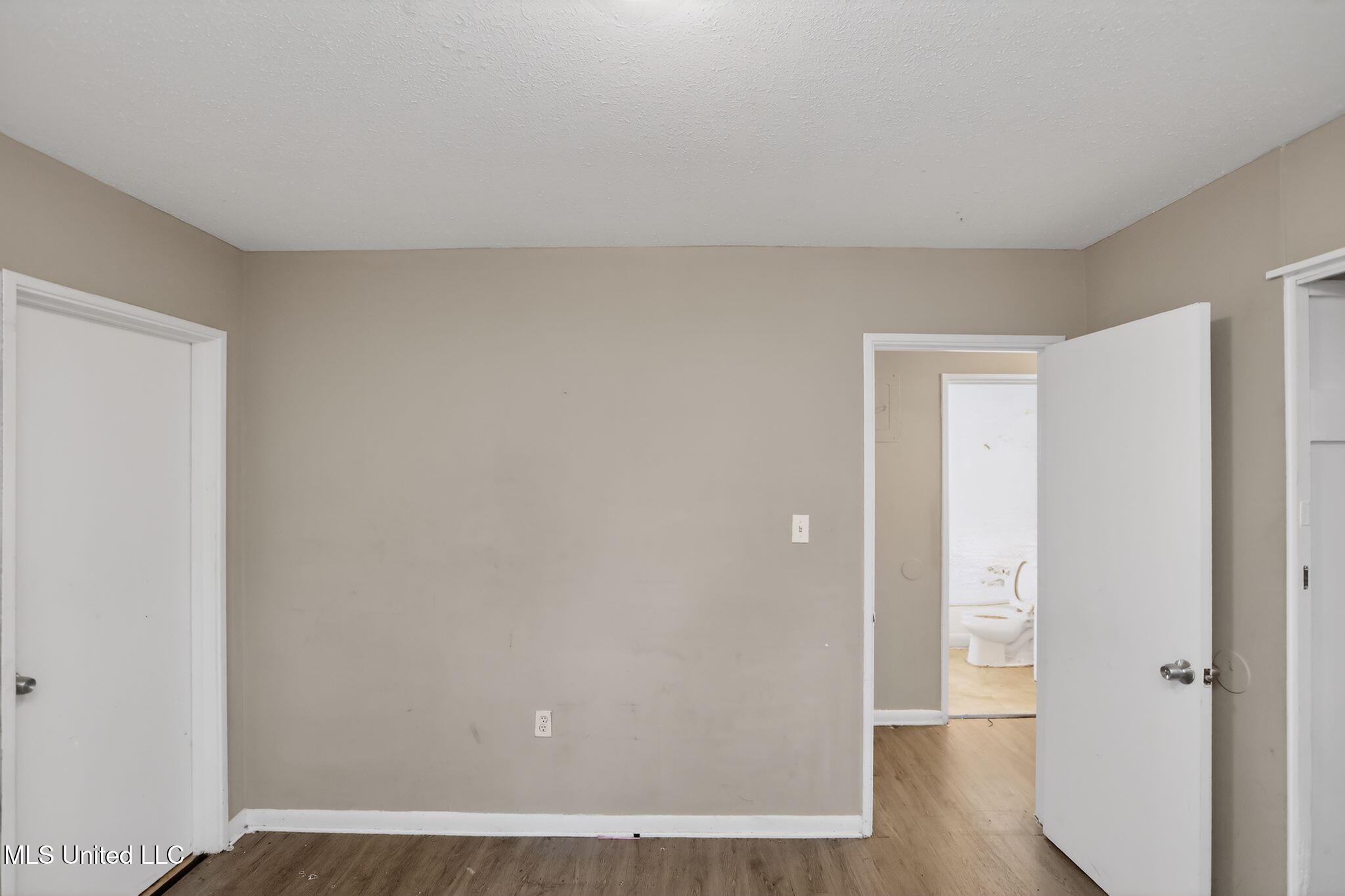 367 Queen Julianna Lane Jackson, MS 39209 - Photo 31 of 38 33_367_Queen_Julianna_Ln_Jackson_MS_3920