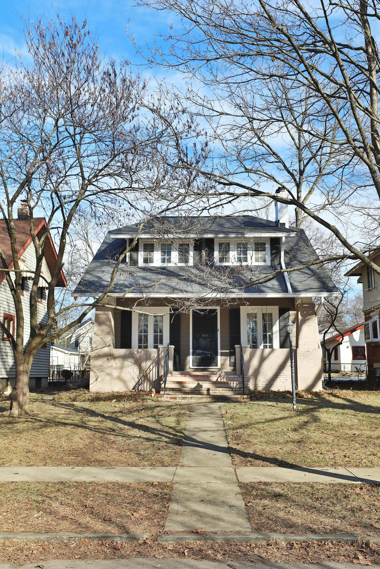 232 Brighton Road Columbus, OH 43202 - Photo 3 of 44 Front
