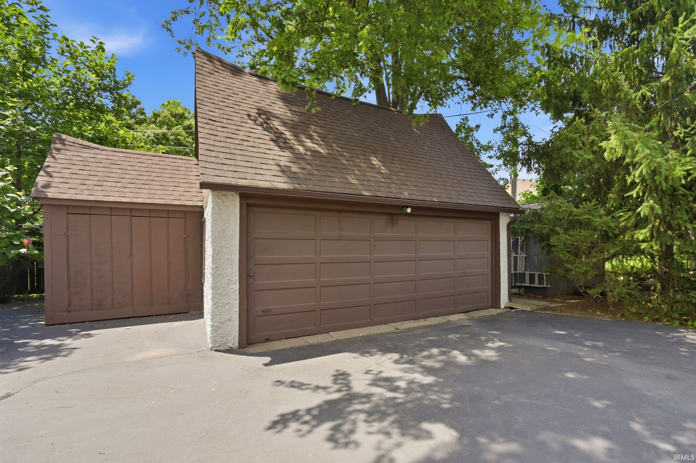 1131 West Warwick Road Muncie, IN 47304 - Photo 36 of 42 Gallery Image 36