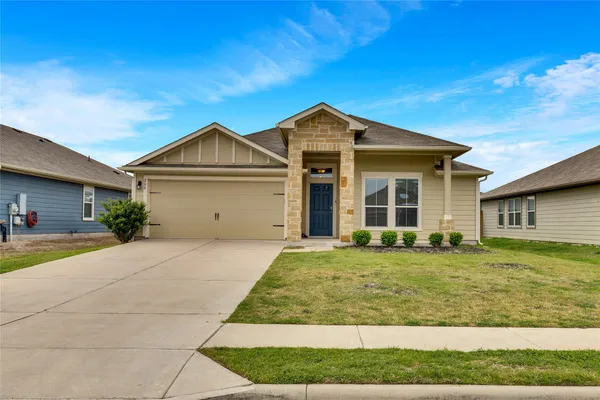 $1,900 | 208 Garcitas Creek Lane, Hutto, TX 78634
